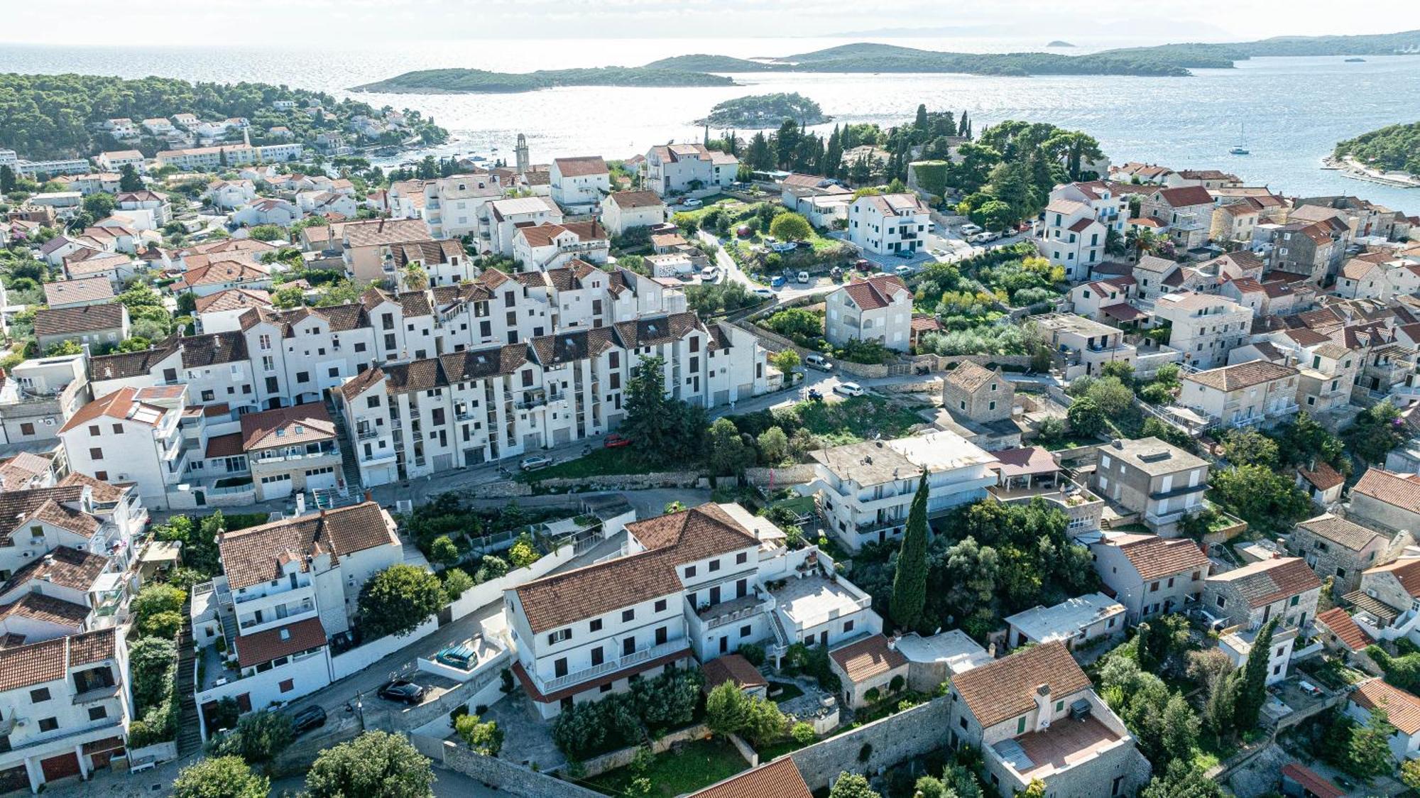 Apartments Barcot Hvar Town Bagian luar foto