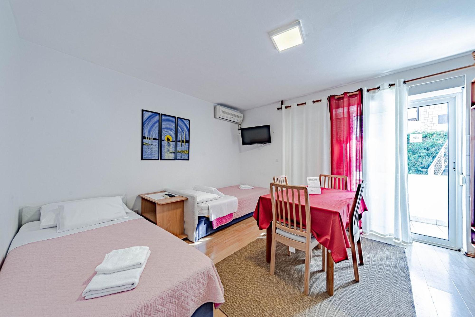 Apartments Barcot Hvar Town Bagian luar foto